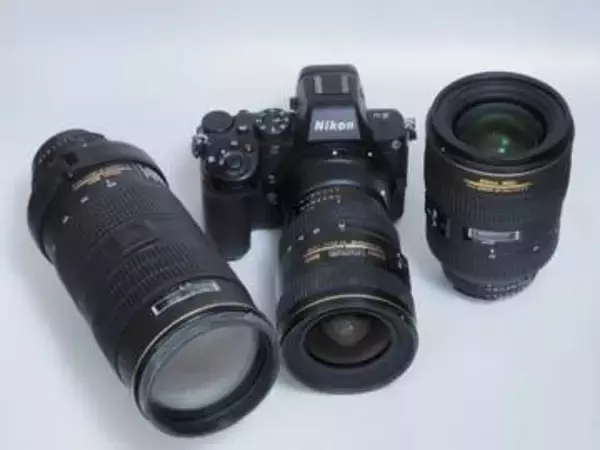 赤城耕一の「アカギカメラ」 第141回：古き良き「Ai AF-S 大三元ニッコール」を最新ミラーレスで楽しむ