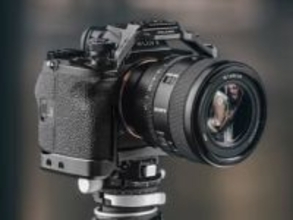 EOS R6 Mark III、α7 V、FX30などに適合するFALCAMカメラケージ　F22／F38／F50クイックリリースシステムに対応