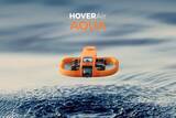 「水上を飛ぶ防水ドローン「HOVERAir AQUA」　AI制御でハンズフリー撮影も　リストバンド式のリモコンも」の画像1