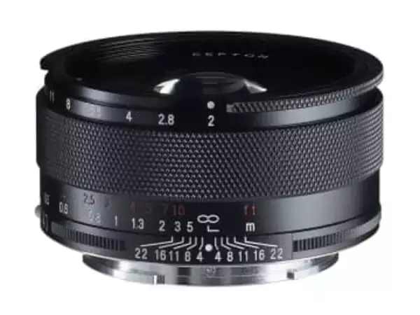 往年のレンズに由来するフォクトレンダー「SEPTON 40mm F2 Aspherical」　全長約3cmの準標準レンズ