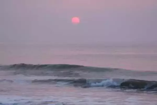 山岸伸の「写真のキモチ」　第97回：ジュエリーアイスの無い大津海岸へ　新たな被写体探し