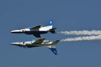 「令和8年度小松基地航空祭」の展示飛行スケジュールが公開 ブルーインパルスや飛行教導群など　F-35の地上展示も