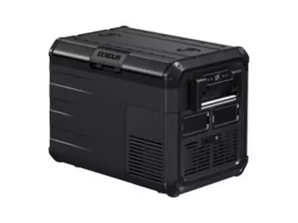 本日のお買い得商品 2Lペットボトル4本を収納できる車載冷蔵庫が28%OFF