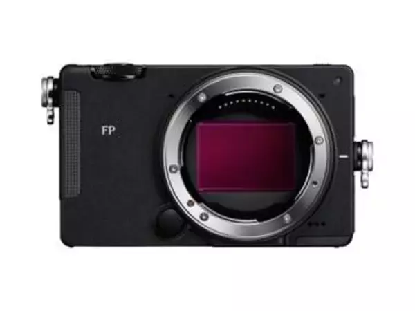シグマ、部分積層センサー＆チルト液晶搭載のフルサイズカメラ「Sigma FP2」