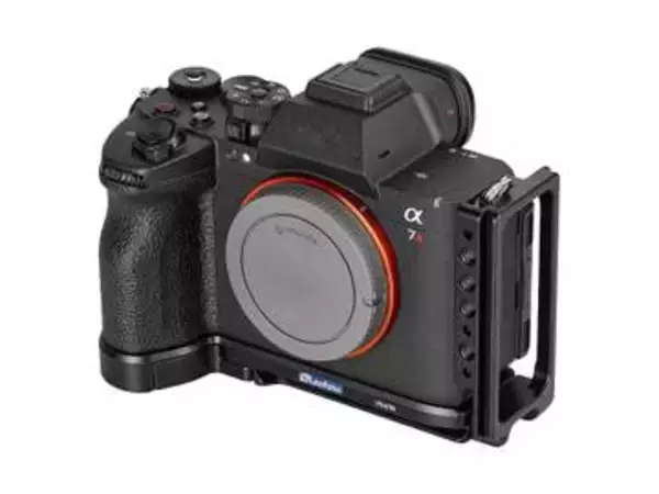 「α7R VI」専用のLeofoto製L型ブラケット