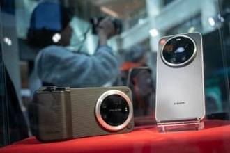 イベントレポート：光学ズーム搭載「Leitzphone」で撮影した作品が展示中　実機の展示も　KITTE丸の内で3月8日（日）まで