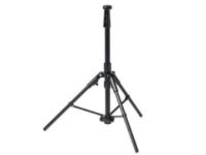 センターポールを押し下げるだけ…独自の開脚機構を持つ軽量三脚