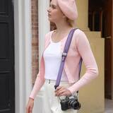 「カメラコネクターを採用したLeofotoのストラップ　引き手式バックルでの長さ調整も　辰野清氏・喜多規子氏のサイン入り」の画像1