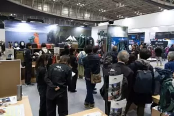 【CP+2026】Summit Creativeからもクイックリリース式のストラップが登場　ねじれ防止機構も採用