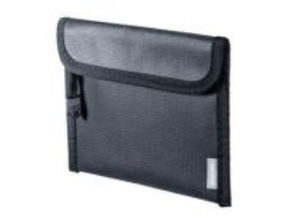 モバイルバッテリー発火時の被害を抑える難燃性ポーチ