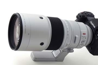 富士フイルム XF400mmF4.5 R LM OIS WR　手持ち撮影も快適な600mm相当の超望遠単焦点レンズ