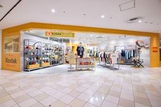 なぜ今、アジアで「Kodak」が着られているのか？　日本でもポップアップストアが展開中