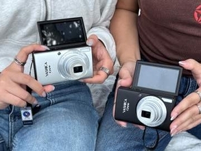 光学6倍ズーム&180°チルト液晶の「YASHICA Crew」　4K60fps動画も