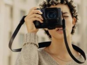 Peak Designのカメラストラップに“ロープとレザー”が追加　工具不要のカメラプレートも