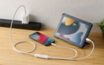 1本で2台の機器を充電できる“2股”のUSB Type-Cケーブル