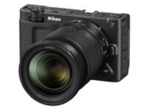 ニコン「ZR」の連続録画可能時間が“最長360分”に　最新ファームウェアVer.1.10が公開