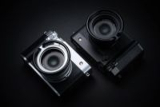 アルミ製の「GFX100RF」専用レンズガードとサムレスト　中判フィルムカメラ「GS645S」から着想　SQUAREHOODブランドから