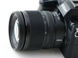 「交換レンズレビュー：ニコン NIKKOR Z DX 16-50mm f/2.8 VR　純正らしい解像力と自然なボケ描写　待望の大口径標準ズームレンズ」の画像1