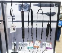 【CP+2026】ハクバからクイックリリース式のカメラストラップが発売　ストラップの「ねじれ」防止も実現