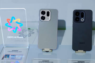 Hasselbladカメラをブラッシュアップした「OPPO Find X9」　パノラマカメラの名機XPANを再現したUIも