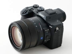 新製品レビュー：ソニー RX10 V　1台で超望遠600mm相当までカバーしつつ、α譲りのAF＆操作性も