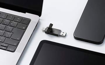 AI写真編集ソフト付きの10GbpsポータブルSSD　USB Type-C/A両対応　「PhotoDirector」が付属
