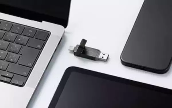 AI写真編集ソフト付きの10GbpsポータブルSSD　USB Type-C/A両対応　「PhotoDirector」が付属