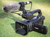 「私はこれを買いました！：業務用ビデオカメラで動画撮影の幅が広がった！　キヤノン XA70（武石修）」の画像1