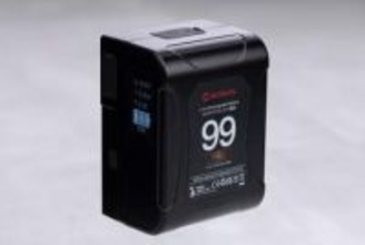 デジカメ動画Watch：USB PD対応で“Vマウント”も身近に――USB Type-Cでチャージできる高機能バッテリー MOMAN「Power99 PRO」