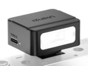本日のお買い得商品 重量33gの超小型ストロボ。Ulanziの「SL01 Mini」が2,799円に