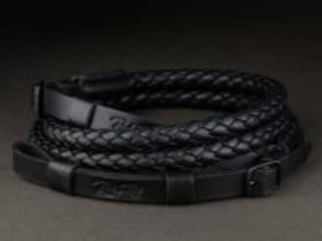 「ロックンロールストラップ」にライカSL向けの網紐タイプ