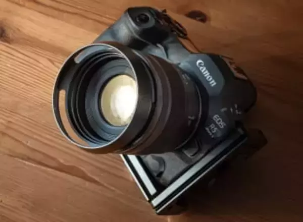 私はこれを買いました！：約6万円で味わう「収差」の魅力　キヤノン RF45mm F1.2 STM（中原一雄）