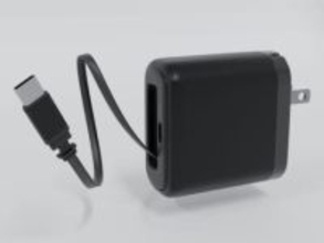 巻き取り式USB Type-Cケーブル採用のUSB充電器　合計出力は最大65W