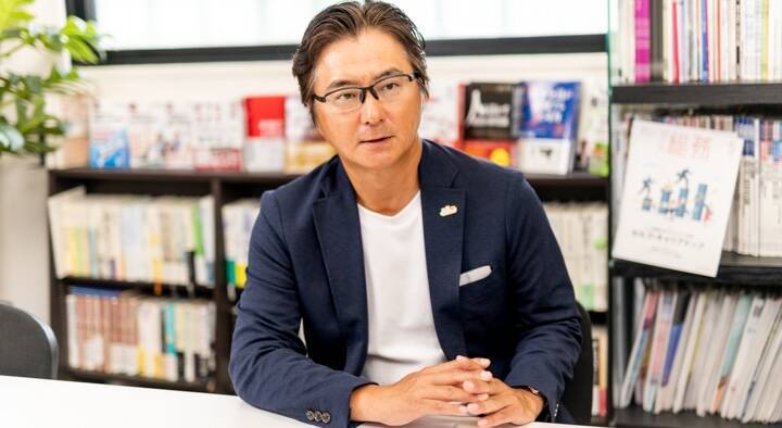 年上部下の意欲を下げる上司のNG行動とは？「よかれと思って」が招くすれ違いと改善策