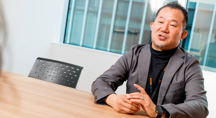 AI面接は信用できるのか？簡素な応募書類でもポテンシャルを見逃さず「年間15名」の採用可能性を開いたラクスの採用術