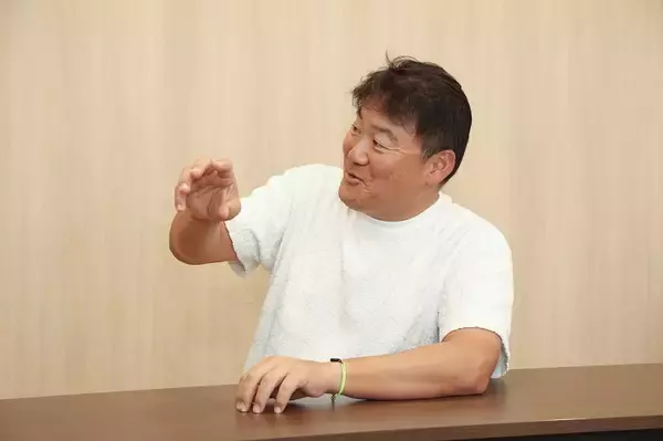 「残業時間を減らせば賞与大幅アップ！？業務・人事システムの刷新で離職率を7.9%に改善。カーセブンの人事戦略論とは」の画像