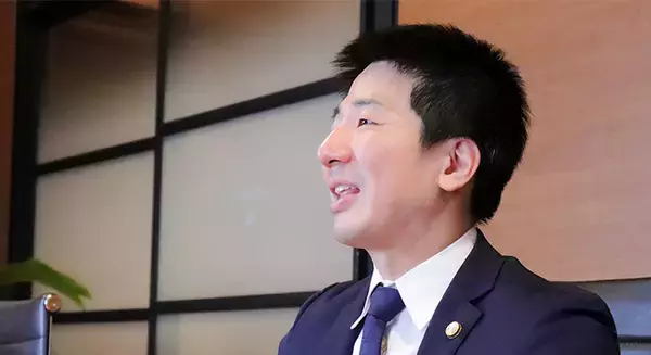 「「面接官の態度最悪だったｗ」は“名誉毀損”か“個人の感想”か？対応すべきSNS投稿の見極めと対処法【弁護士監修】」の画像