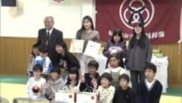 “優勝の成果”お菓子プレゼント　プロゴルファー・河本結選手　出身地の松山の児童養護施設に【愛媛】