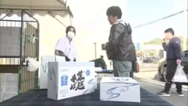 “テイクアウト用の年越しそば”約2000セット用意　大みそかを前に買い求める人相次ぐ【愛媛】