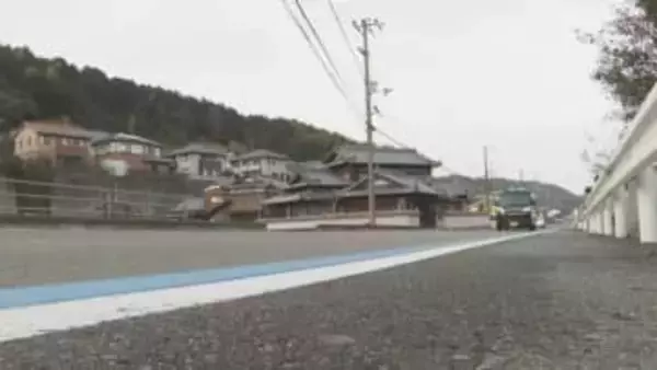 今治で“ダンプカー”がひき逃げ　自転車の高齢女性が意識不明の重体　６０代男性から事情聴く【愛媛】