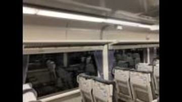 予讃線を走行中の特急「宇和海」で室内灯カバーが落下　乗客にけがなし【愛媛】※写真提供　JR四国