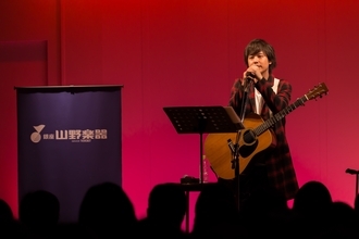 三浦祐太朗、山口百恵カバーアルバム発売イベントで両親とのエピソードを披露「父はLINEで“いいね”」