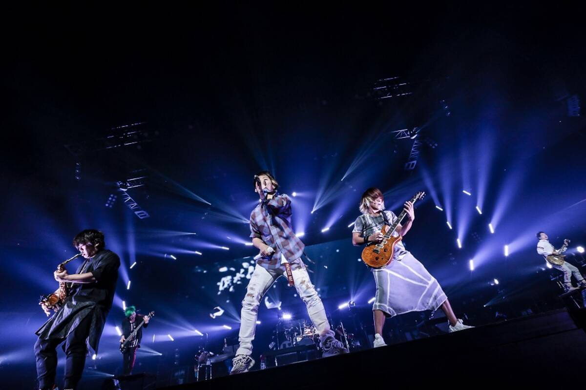 Uverworld 約3年ぶりのアルバムを引っさげて回ったツアーが武道館にて終幕 エキサイトニュース