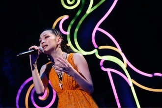 中島美嘉  初の上海公演 「ツアーファイナルをここで迎えられて嬉しい」