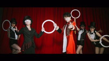 山崎育三郎、Ouka～謳歌～と共演の新曲「I LAND」MVで“ミュージカルPOPS”の世界を披露