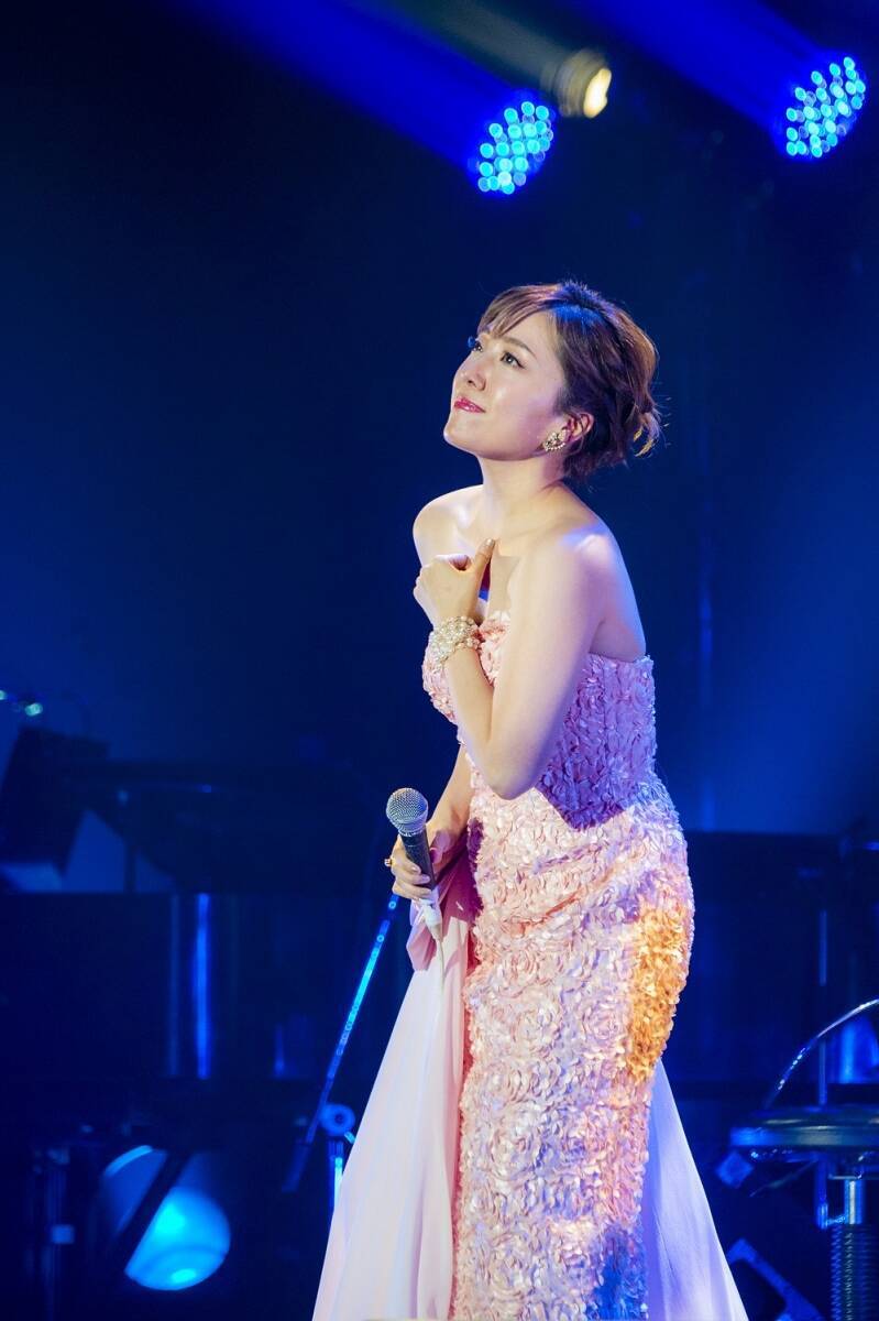 平原綾香、デビュー15周年記念ライブで映画『メリー・ポピンズ リターンズ』日本版エンドソング初披露