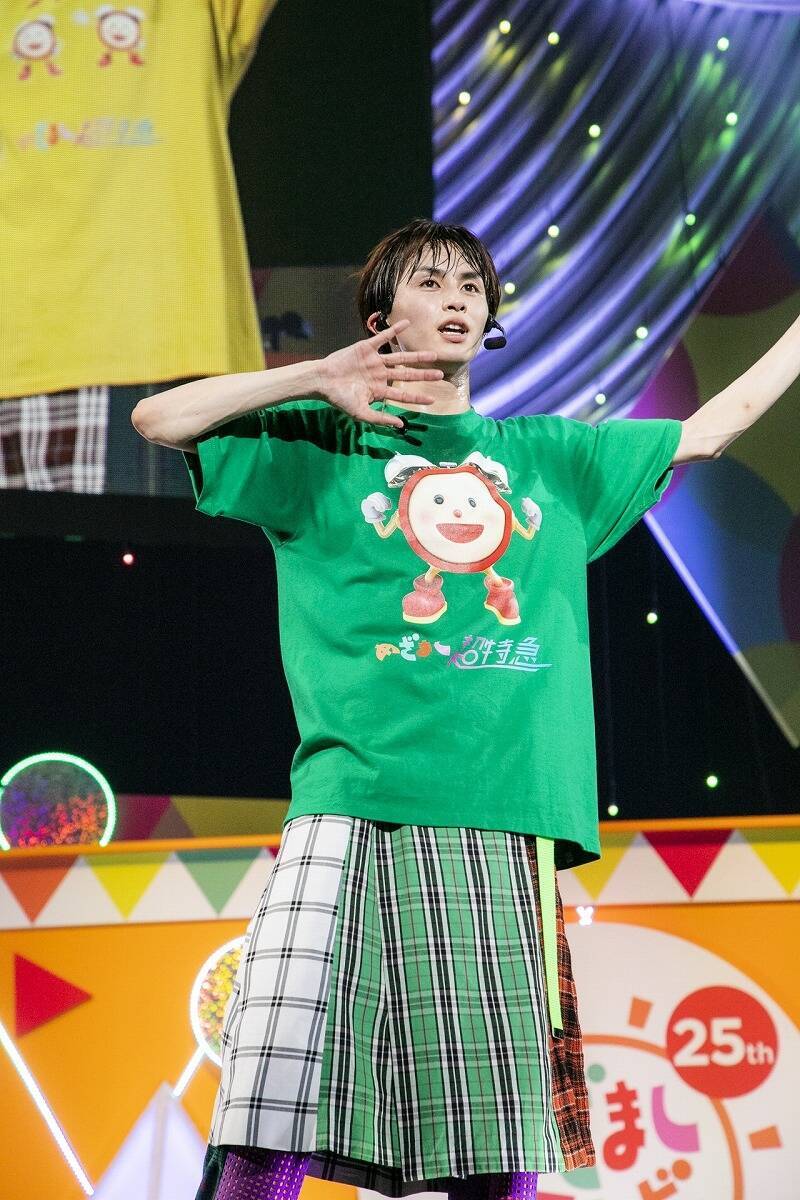 超特急 めざましライブに出演 めざましくん 三宅アナのプリント入りtシャツで めざまし愛 アピール エキサイトニュース