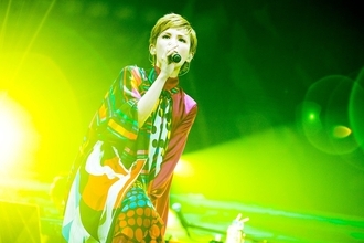 Superfly、3年半ぶりのアリーナツアーが開幕 NHK朝ドラ『スカーレット』主題歌も披露