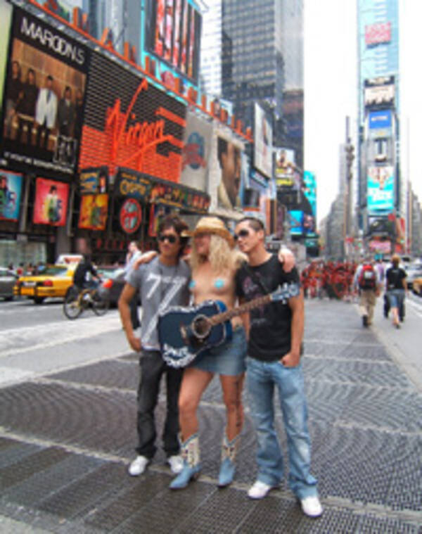 セルフプロデュース型ネットアイドル（？）の誕生ぶり