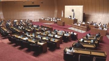 福岡県議会　金銭授受疑惑解明へ　「百条委員会」設置し調査